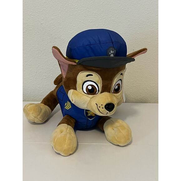 Nickelodeon Resorts Paw Patrol Bundle Marshall Everest Skye Chase 11 Inch - Picture 2 of 7